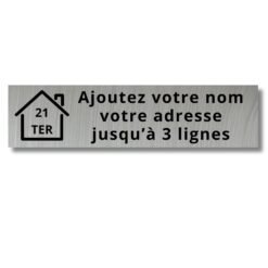 Plaque boîte aux lettres personnalisée argent brossé avec texte gravé noir, pictogramme maison et numéro (coloris Argent brossé / Noir)