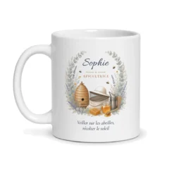 Mug apicultrice personnalisé prénom – mug blanc vu de face