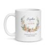 Mug ATSEM personnalisé avec le prénom Sophie dans une couronne aquarelle de crayons, de cube en bois et de pomme