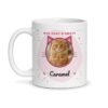 Mug chat personnalisé, face avant : photo d’un chat roux dans un cadre à oreilles de chat, « Mon chat d’amour » et le prénom Caramel