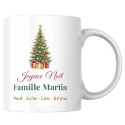 Mug Joyeux Noël Famille personnalisé nom et prénoms – mockup du mug
