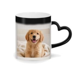 Mug magique photo personnalisé à chaud : photo d'un chiot révélée sous un liseré noir, anse cœur noire