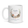 Tasse personnalisée maîtresse avec le prénom Sophie, une couronne de livres, une pomme et une ardoise à l'aquarelle