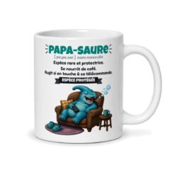 Mug Papa-saure personnalisé prénoms, face arrière : définition du papa-saure et dino endormi dans son fauteuil