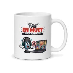 Mug télétravail humour « Mon bureau ? Le canapé », vue du dos