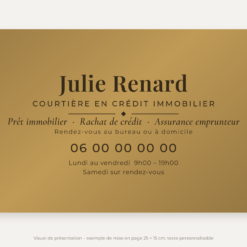 Plaque courtier personnalisée en plexiglas or vieilli 25 × 15 cm, exemple au nom de Julie Renard