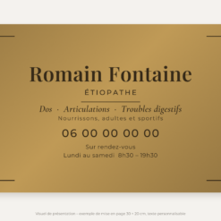 Plaque étiopathe personnalisée en plexiglas or vieilli 30 × 20 cm, exemple au nom de Romain Fontaine