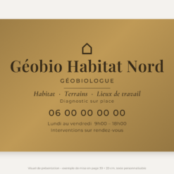 Plaque géobiologue personnalisée en plexiglas or vieilli 30 × 20 cm, exemple au nom de Géobio Habitat Nord