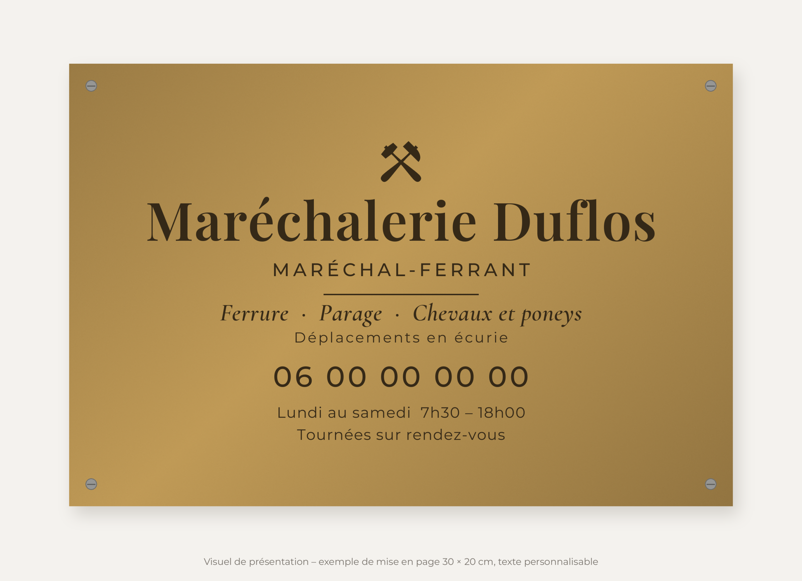 Plaque maréchal-ferrant personnalisée en plexiglas or vieilli 30 × 20 cm, exemple au nom de Maréchalerie Duflos