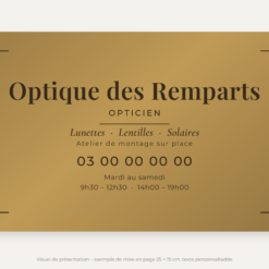 Plaque opticien personnalisée en plexiglas or vieilli 25 × 15 cm, exemple au nom de Optique des Remparts