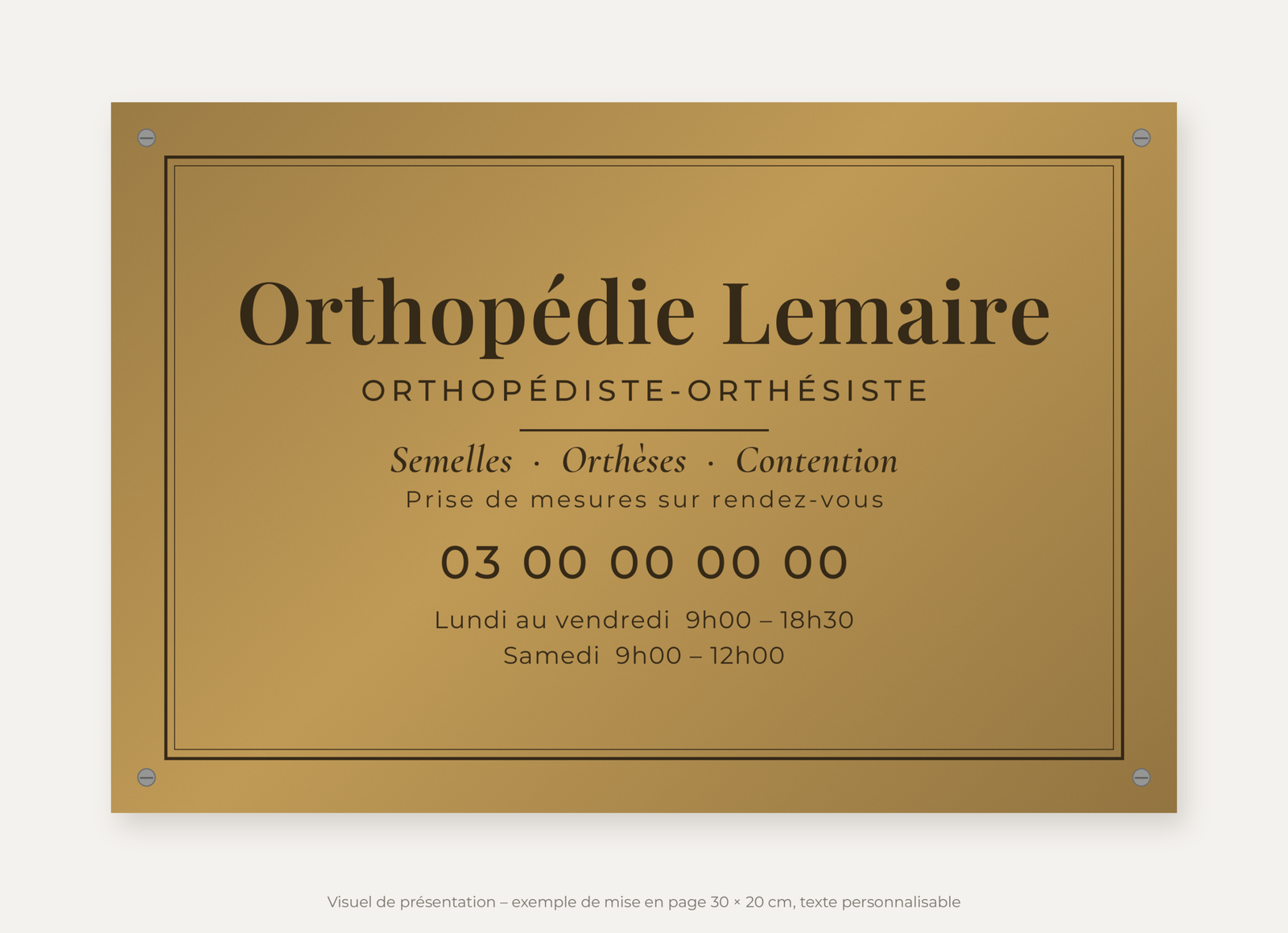 Plaque orthésiste personnalisée en plexiglas or vieilli 30 × 20 cm, exemple au nom de Orthopédie Lemaire