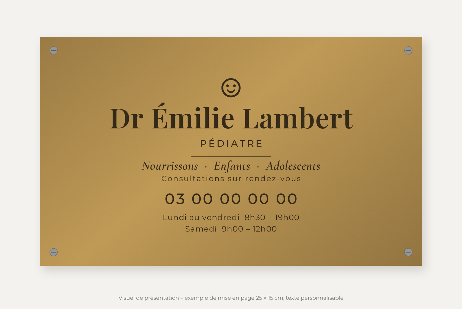Plaque pédiatre personnalisée en plexiglas or vieilli 25 × 15 cm, exemple au nom de Dr Émilie Lambert